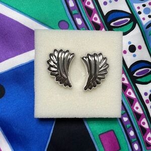 3/$15 Vintage Silver 80s Statement Post Earrings Wing Motif Hollow Lightweight